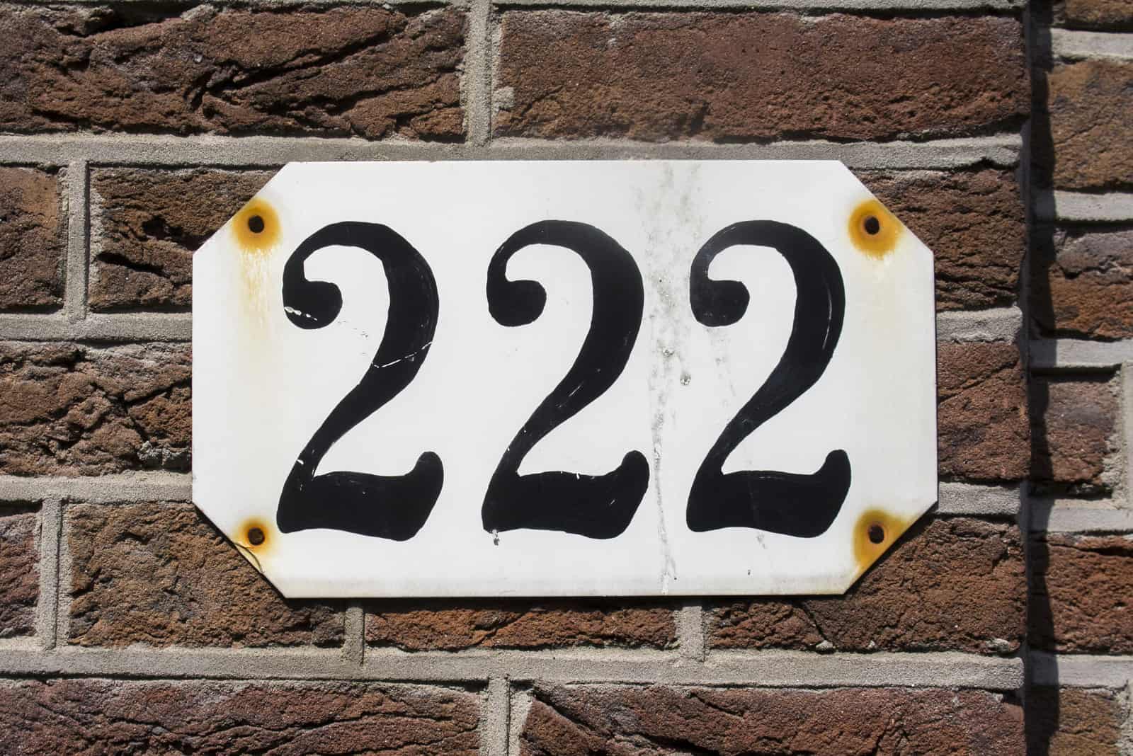 222: значение числа в ангельской нумерологии