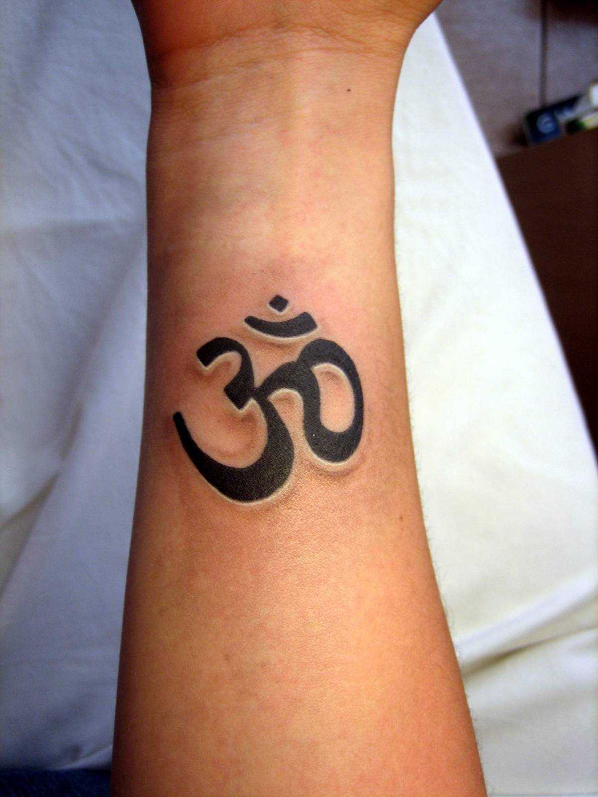 Tattoo • значение тату: символ ом